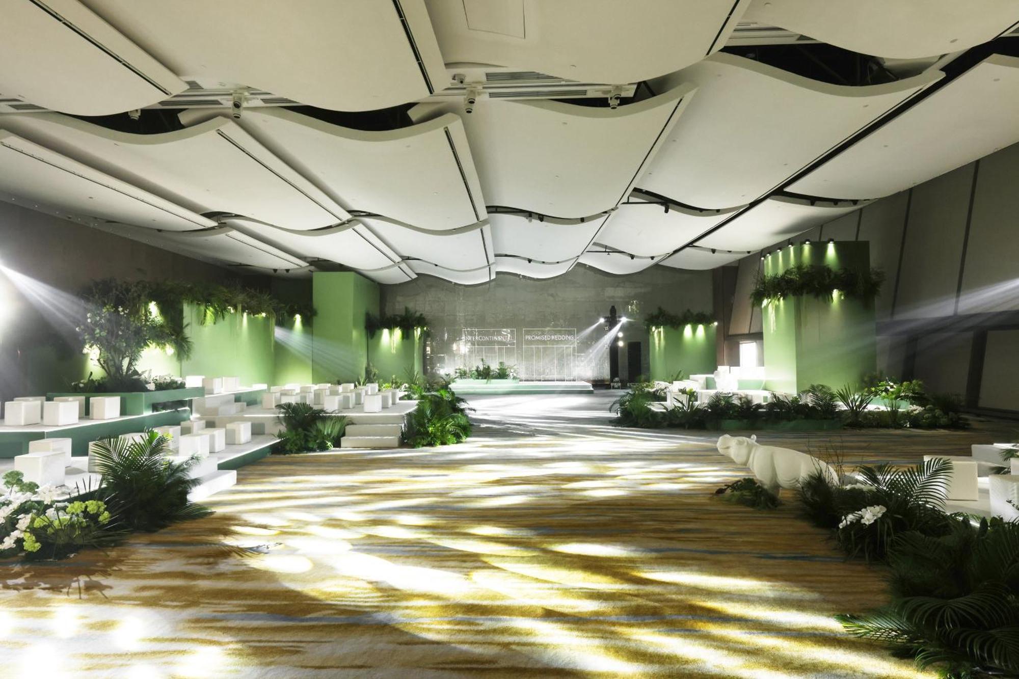 Intercontinental Chongqing Raffles City By Ihg Exterior photo
